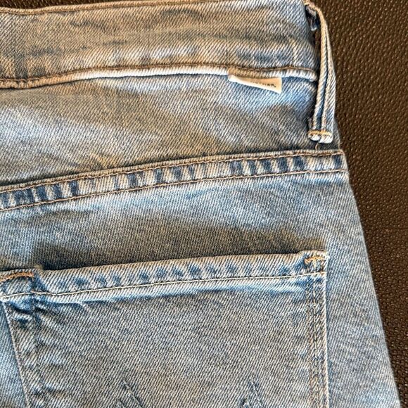 MOTHER The Insider Crop Pointy Fray Let’s Get it Together Jeans size 30 - Picture 7 of 13